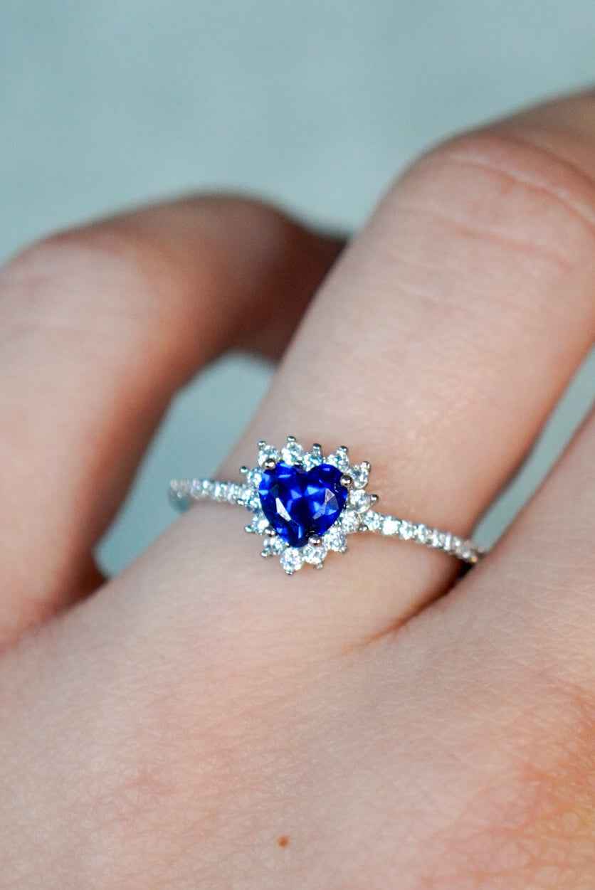 Aurora Sapphire Halo Ring