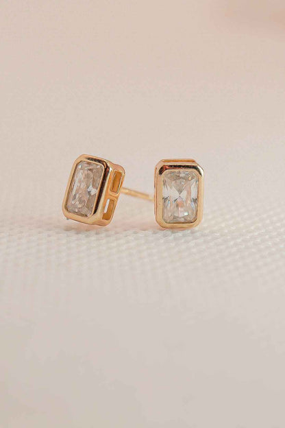 Regalia Moissanite Earrings — 18k Gold