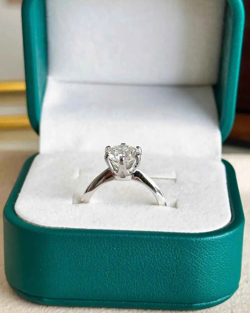 Classic Solitaire Ring 8mm